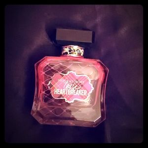 Victoria's secret teese Heartbreakers purfume